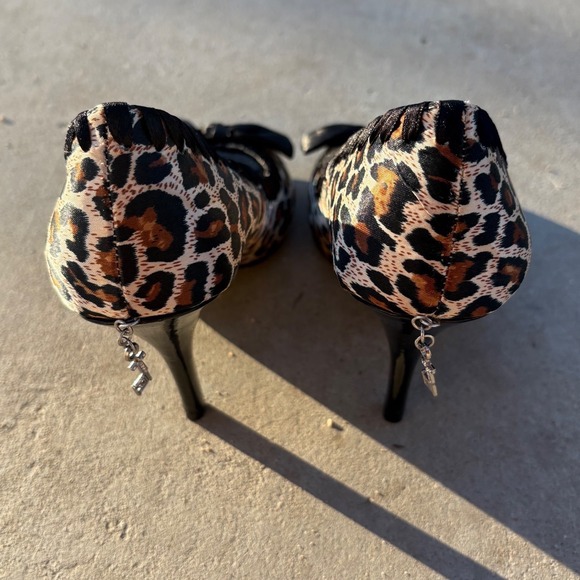 Y2K Penthouse Leopard Print Peep Toe Heels Satin Bow Charm Stiletto Pumps 6 - Picture 4 of 5